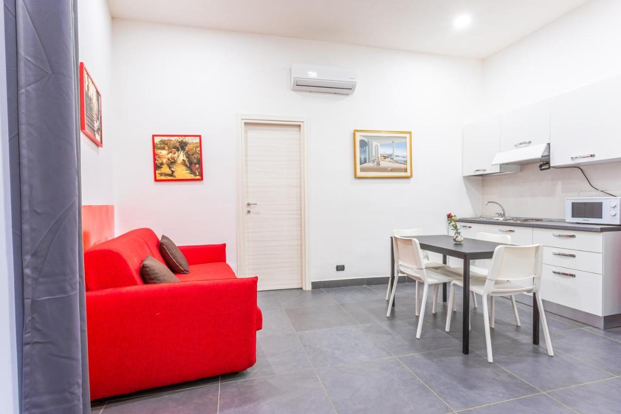 Arka Apartments Неаполь Экстерьер фото